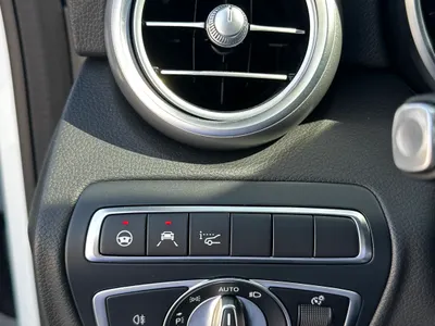 2021 مرسيدس - بنز سي 200 أي إم جي