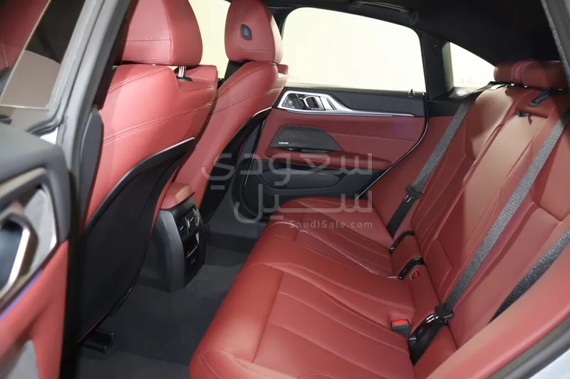 2025 BMW 4 Series 420i