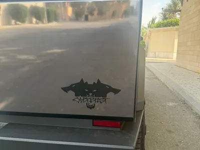 2025 تيسلا سايبر تراك