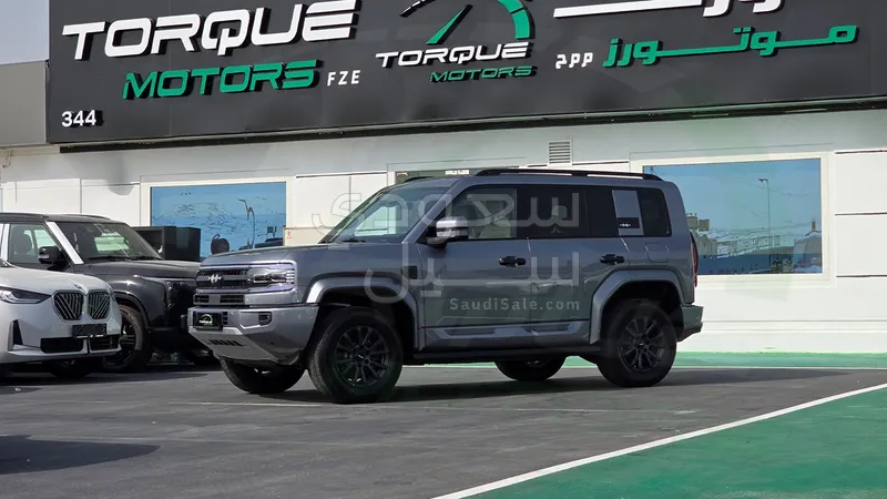 2025 بي واي دي ليوبارد 5