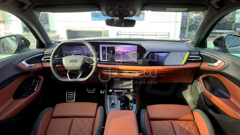 2025 اودي اي 5 45 تي اف اس اي اس لاين