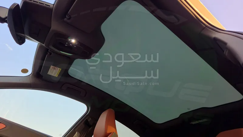 2025 اودي اي 5 45 تي اف اس اي اس لاين