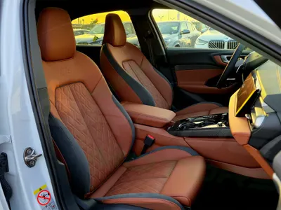 2025 اودي اي 5 45 تي اف اس اي اس لاين