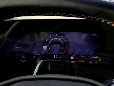 2025 اودي اي 5 45 تي اف اس اي اس لاين