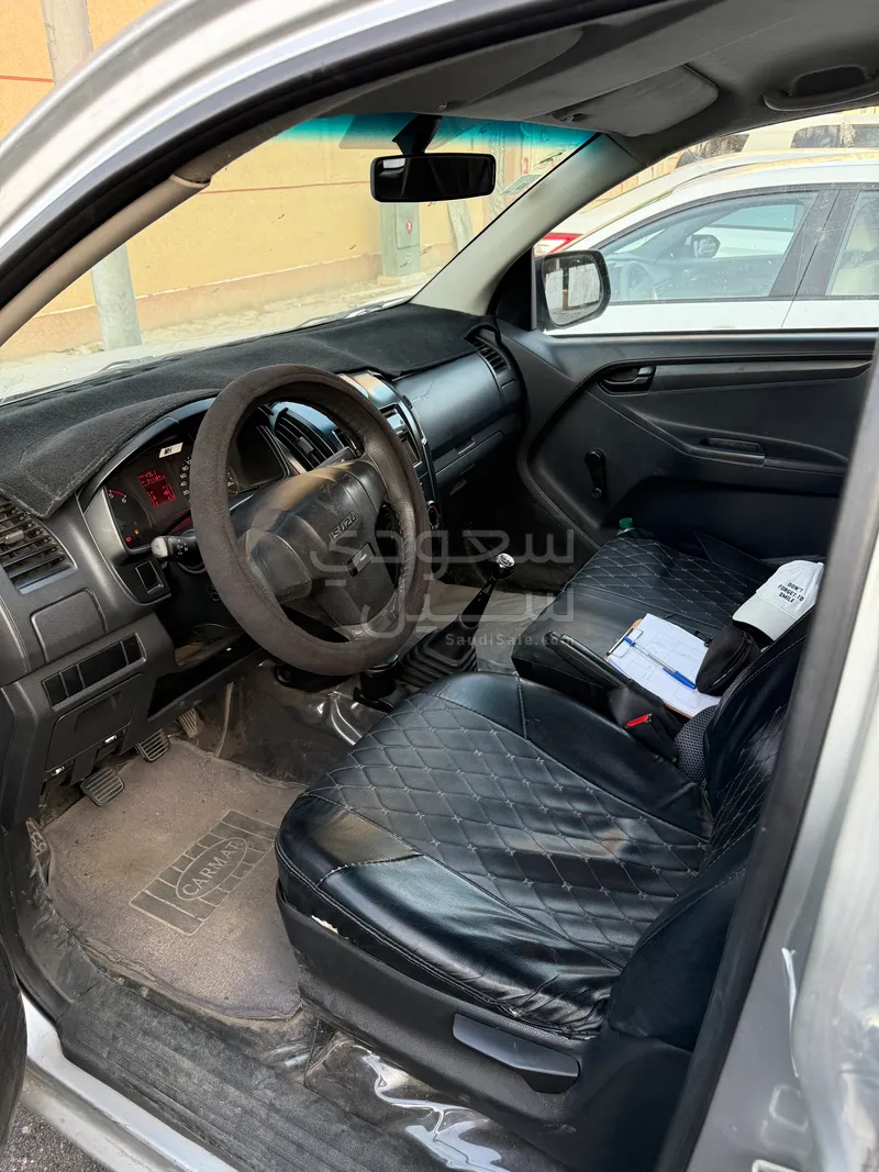 2013 ايسوزو دي ماكس غمارتين