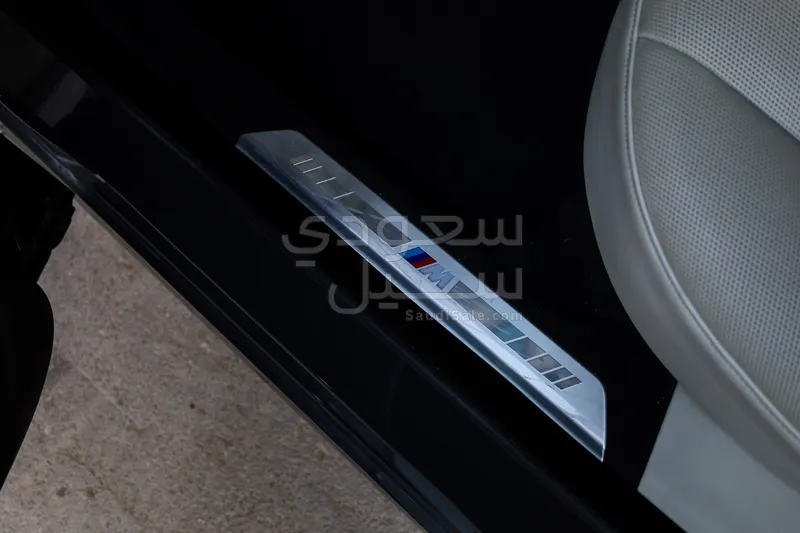 2023 بي ام دبليو الفئة السابعة 735أي