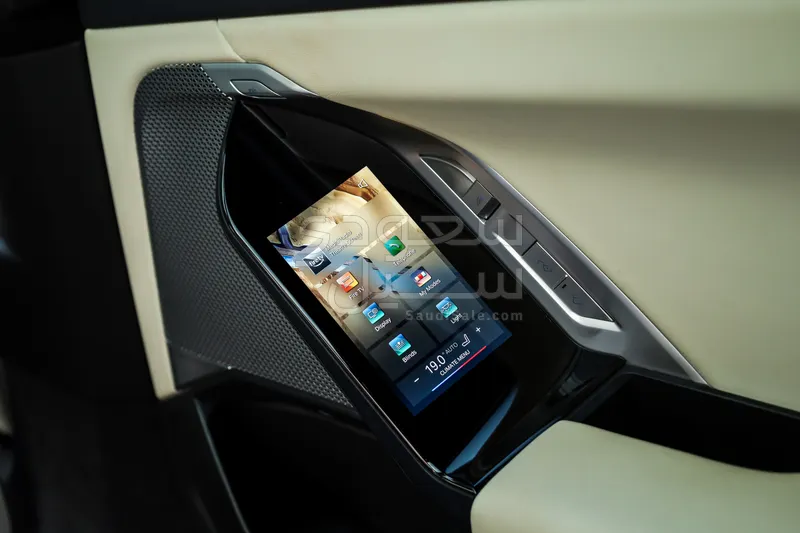 2023 بي ام دبليو الفئة السابعة 735أي