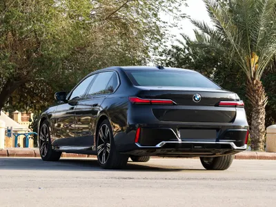 2023 بي ام دبليو الفئة السابعة 735أي