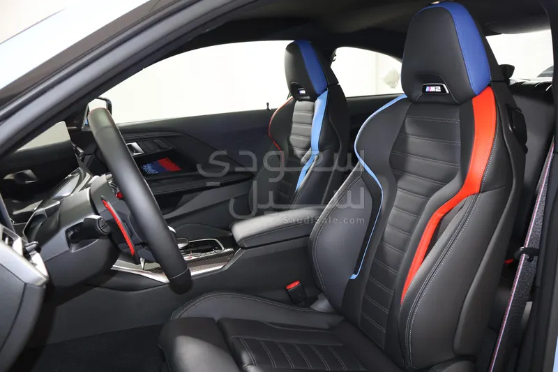 2025 BMW M Series M2