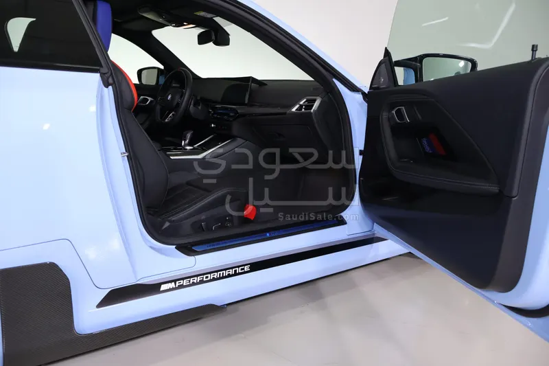 2025 BMW M Series M2