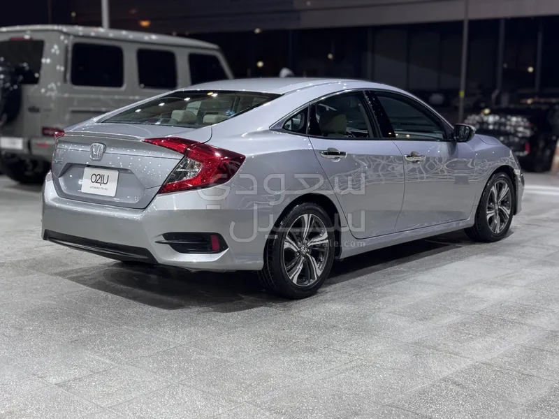 2020 هوندا سيفيك