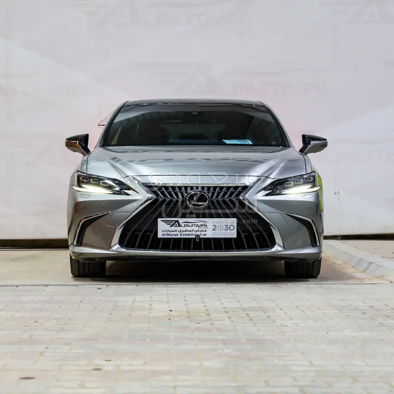 2023 لكزس إي إس 350 دي دي