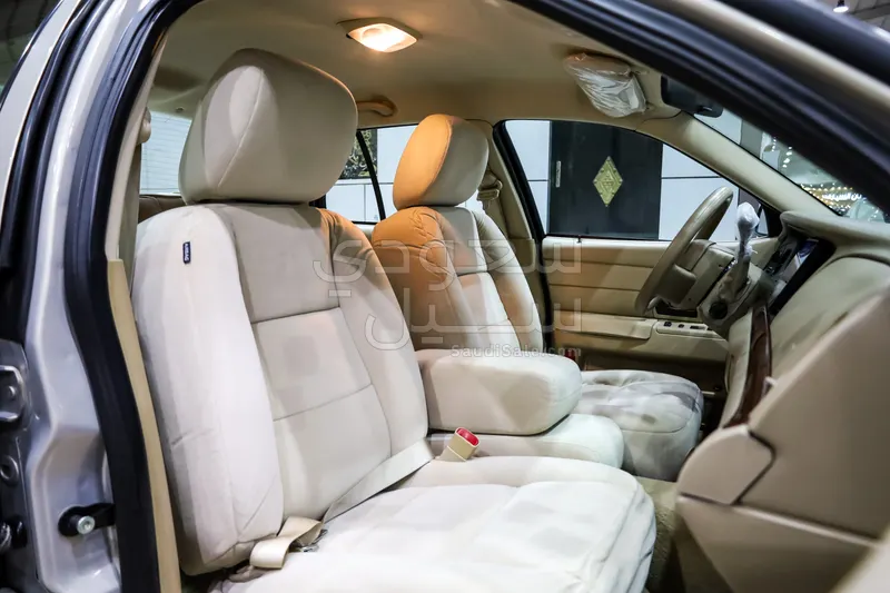 2011 فورد كراون فكتوريا