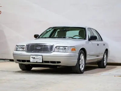 2011 فورد كراون فكتوريا