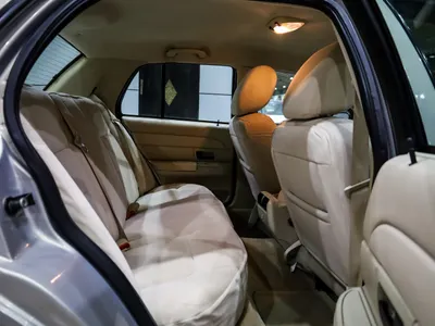 2011 فورد كراون فكتوريا