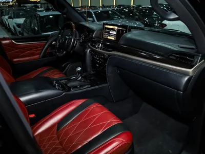 2016 لكزس إل إكس 570