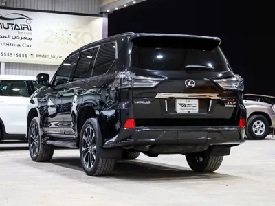 2016 لكزس إل إكس 570