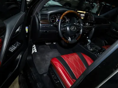 2016 لكزس إل إكس 570