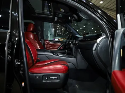 2016 لكزس إل إكس 570