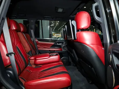 2016 لكزس إل إكس 570