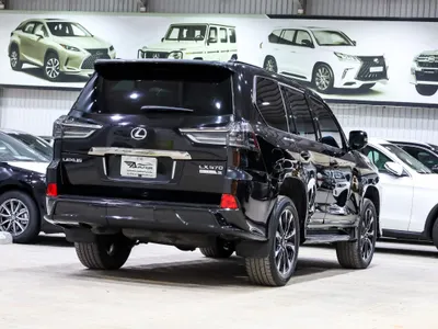 2016 لكزس إل إكس 570