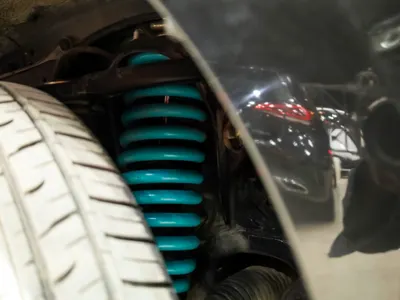 2016 لكزس إل إكس 570