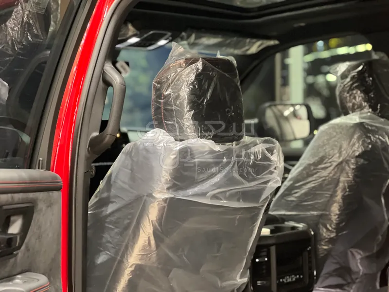 2025 دودج رام 1200 غمارتين