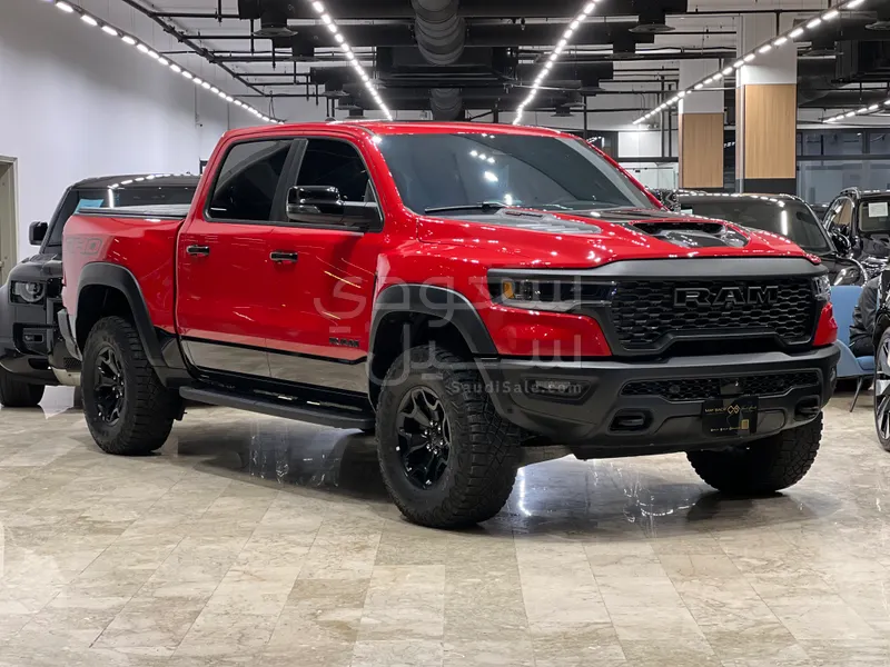 2025 دودج رام 1200 غمارتين