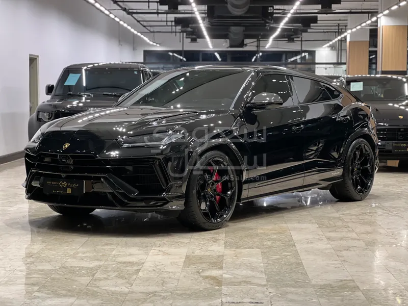 2023 لمبرجيني اوروس بيرفورمانتي