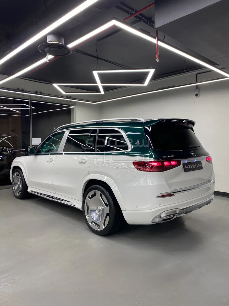 2024 مرسيدس - بنز جي إل إس 450