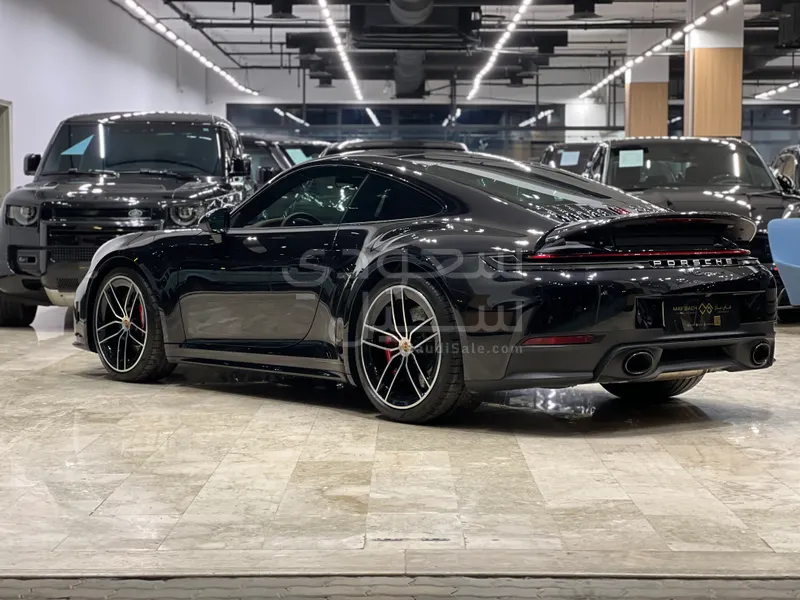 2026 بورش 911 كاريرا اس