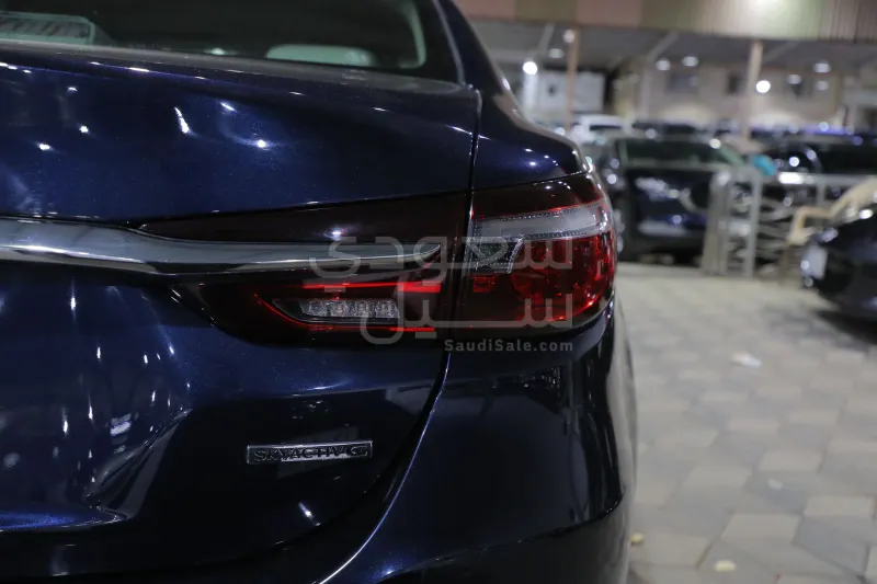 2024 مازدا مازدا 6