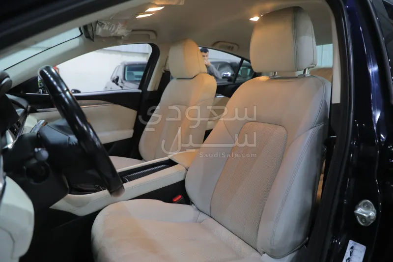 2024 مازدا مازدا 6