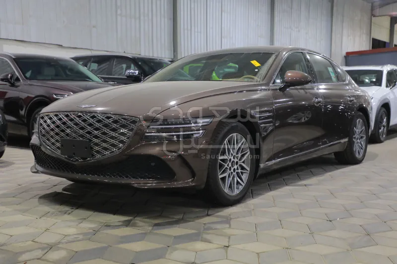 2025 جينيسيس جي 80