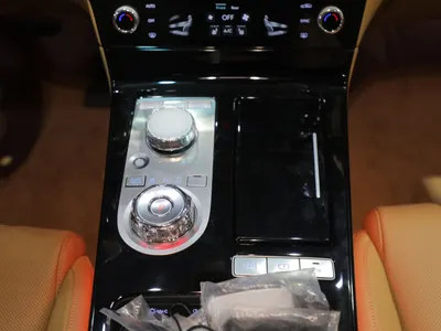 2025 جينيسيس جي 80