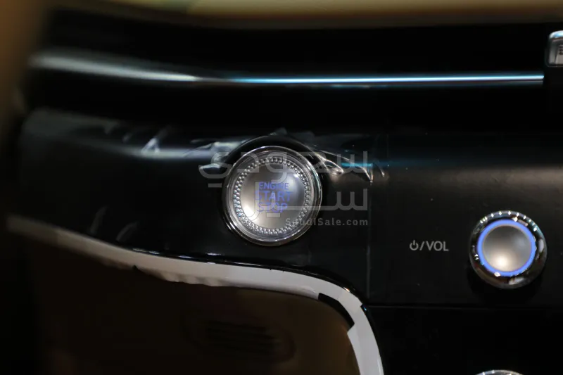 2025 جينيسيس جي 80