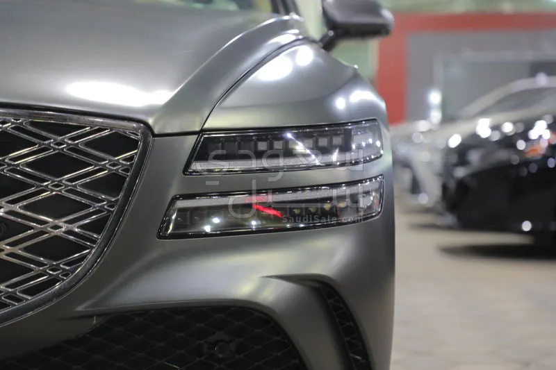 2025 جينيسيس جي 80