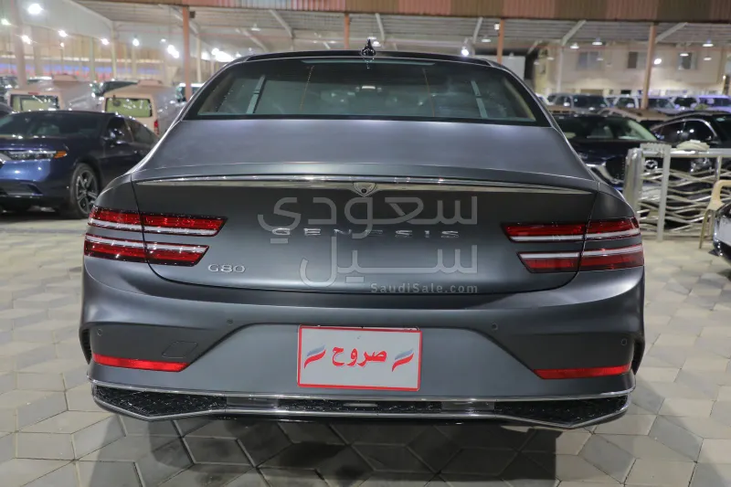 2025 جينيسيس جي 80