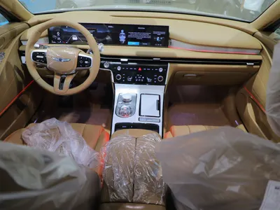 2025 جينيسيس جي 80