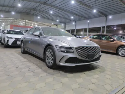 2025 جينيسيس جي 80