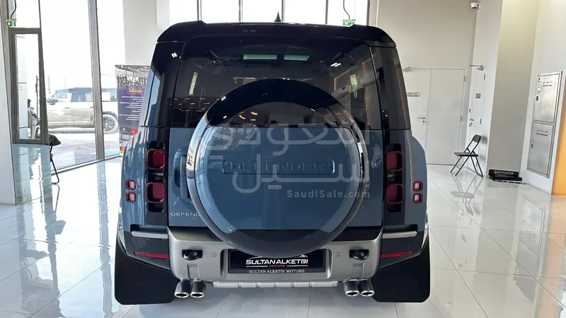 2025 لاند روفر ديفيندر اكس داينمك