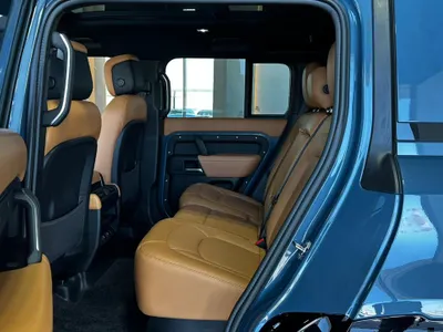 2025 لاند روفر ديفيندر اكس داينمك