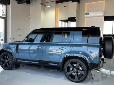 2025 لاند روفر ديفيندر اكس داينمك