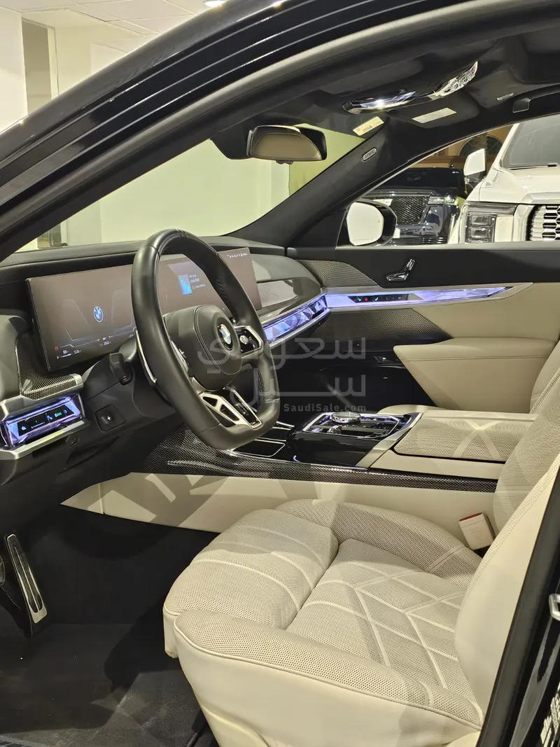 2024 بي ام دبليو الفئة السابعة 740أي