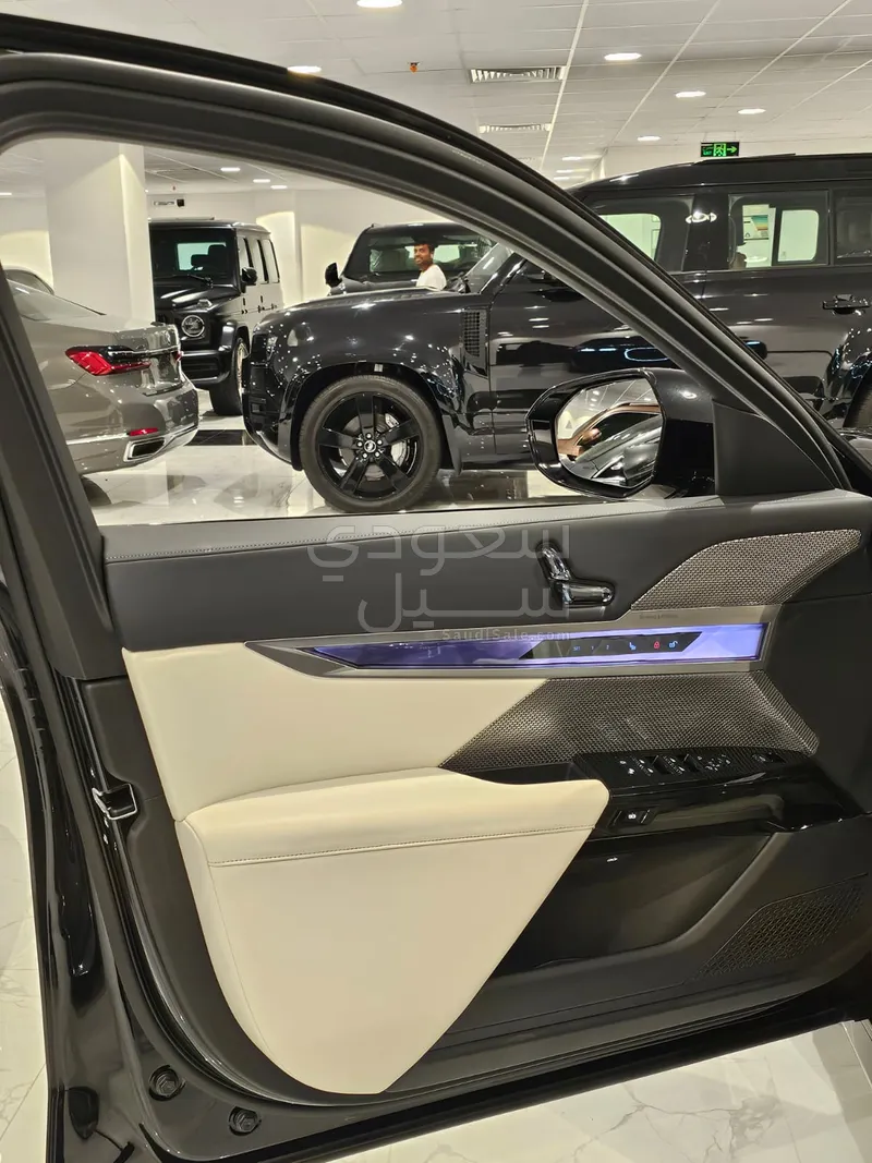 2024 بي ام دبليو الفئة السابعة 740أي