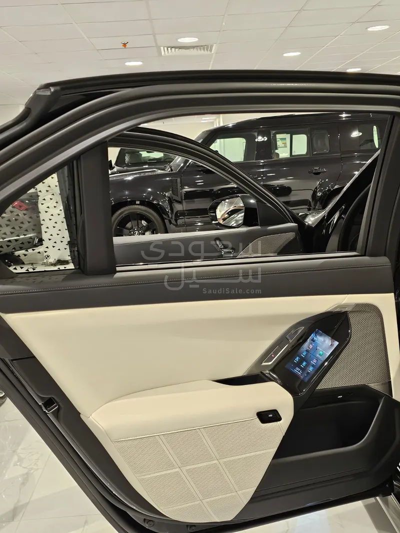 2024 بي ام دبليو الفئة السابعة 740أي