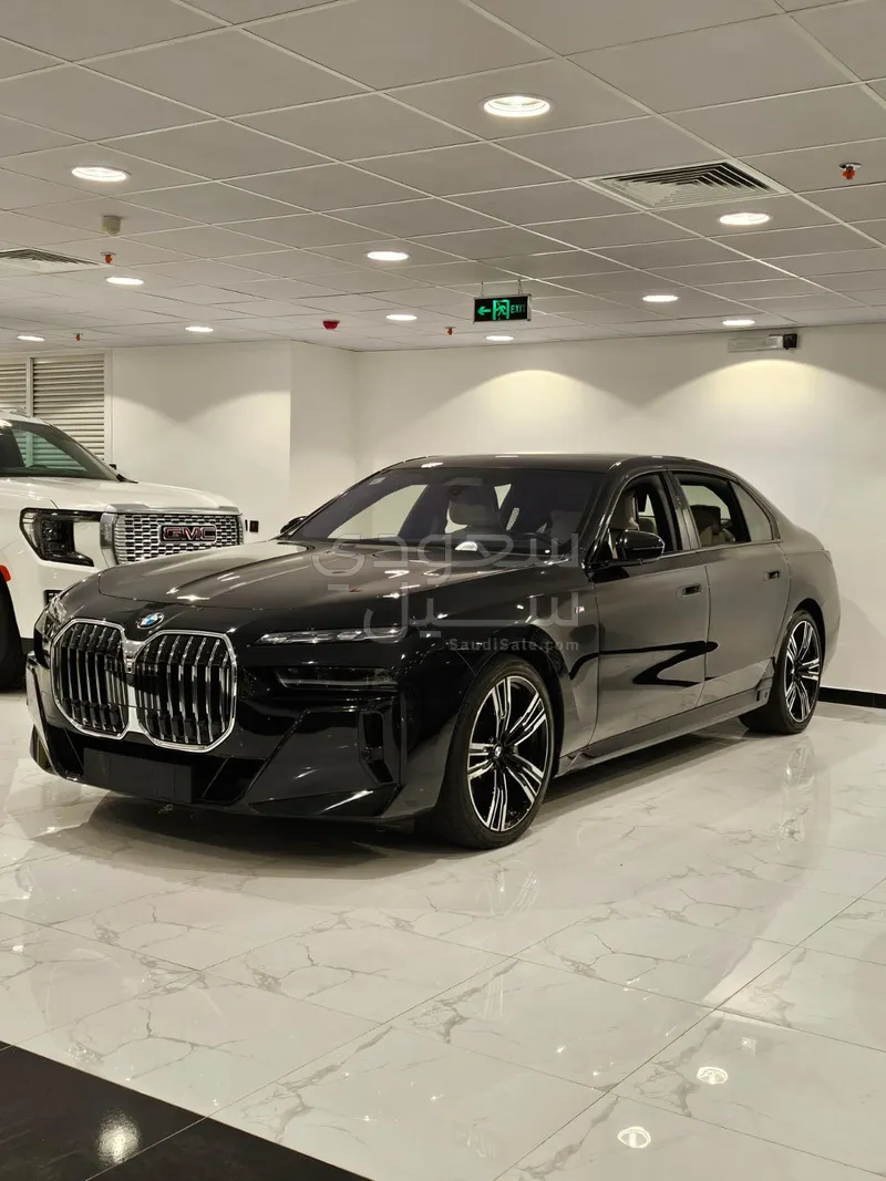 2024 بي ام دبليو الفئة السابعة 740أي