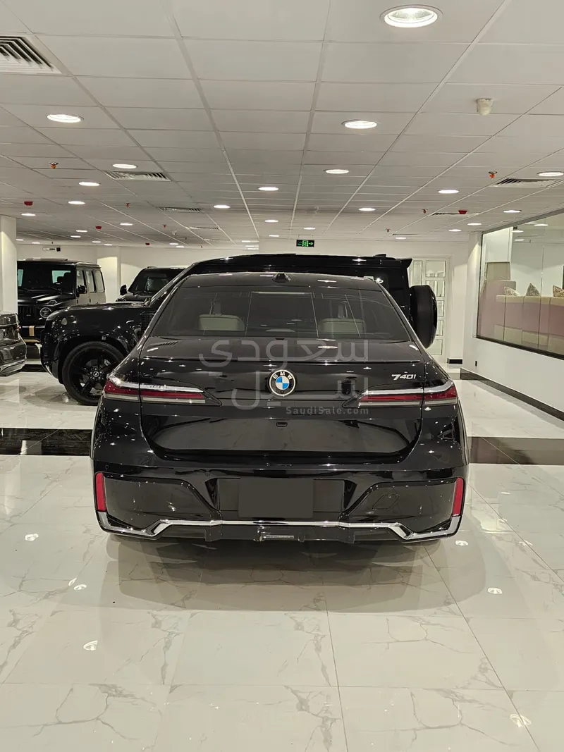 2024 بي ام دبليو الفئة السابعة 740أي