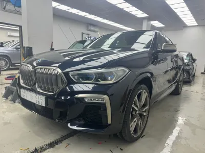 2020 بي ام دبليو الفئة اكس 6 إم 50 أي