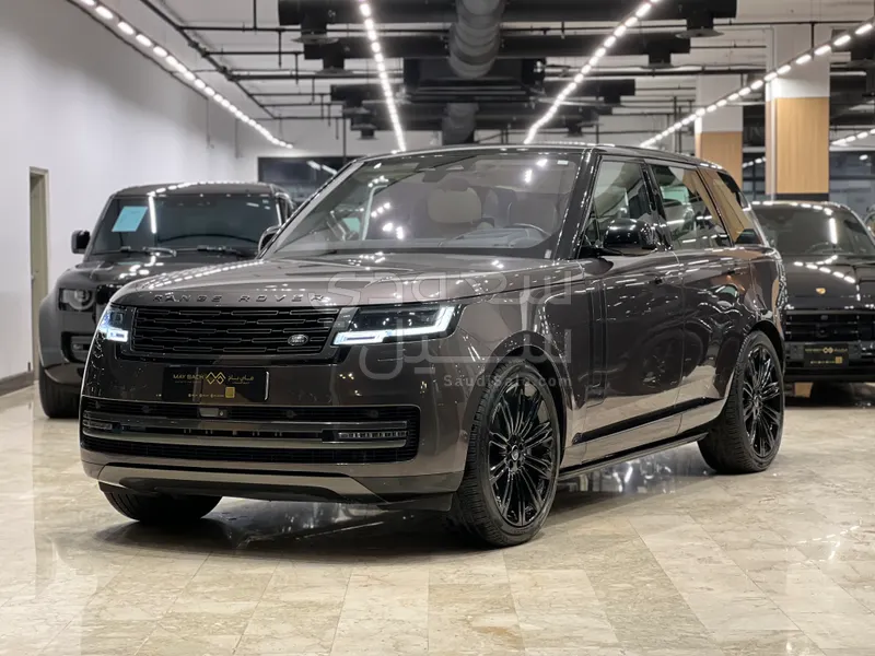 2022 لاند روفر رينج روفر فيرست اديشن